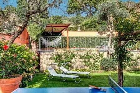 Gocce Villas - Villa De Flores Country Style Villa With Pool Massa Lubrense Esterno foto